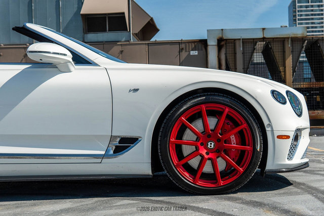 Used 2020 Bentley Continental GT V8 image 11