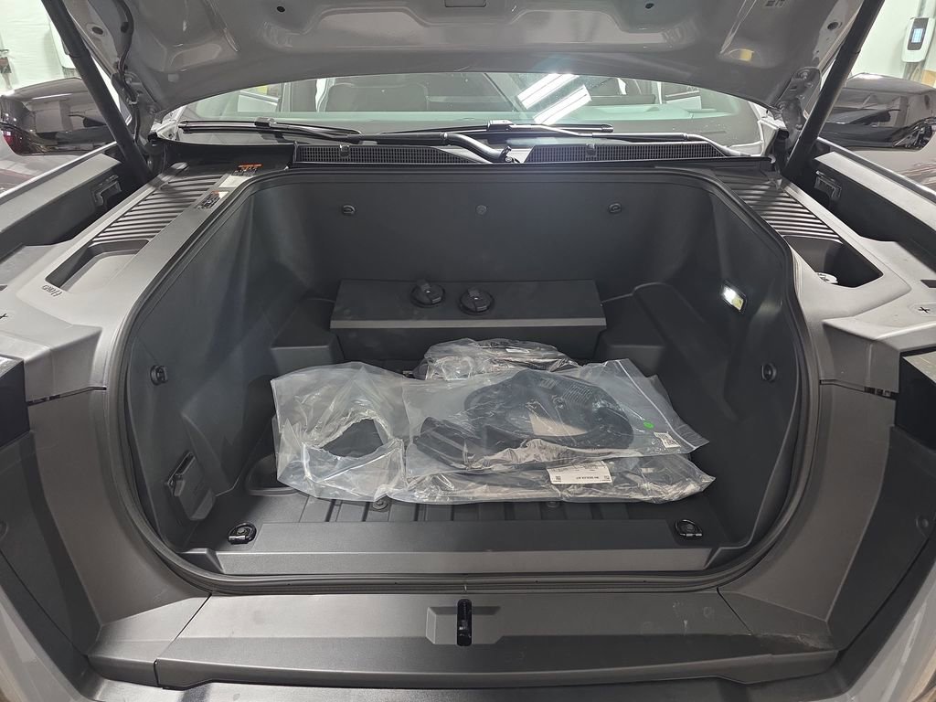 New 2026 GMC Sierra EV Elevation image 29