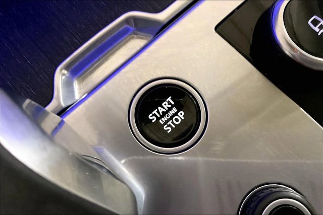Used 2023 Land Rover Range Rover SE image 31