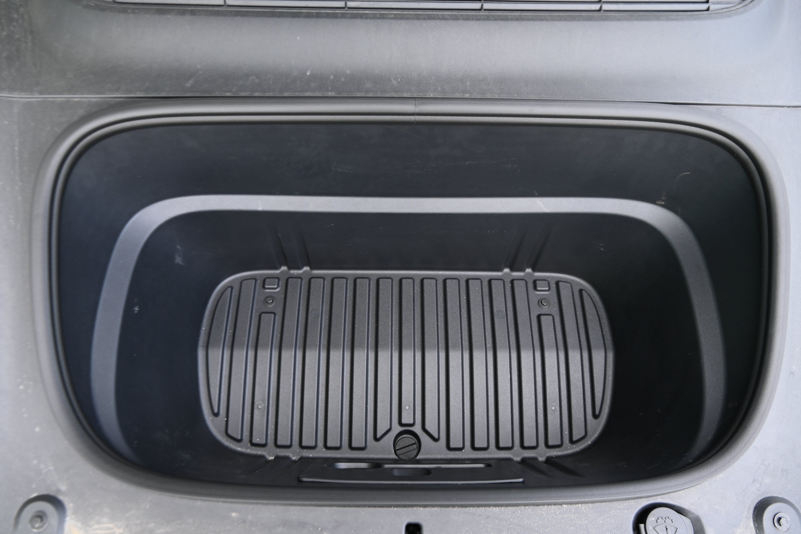 Used 2026 Tesla Model Y Long Range RWD image 25