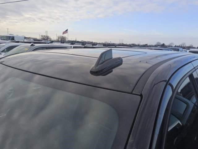 Used 2025 Chevrolet Silverado 1500 High Country w/ Technology Package image 4