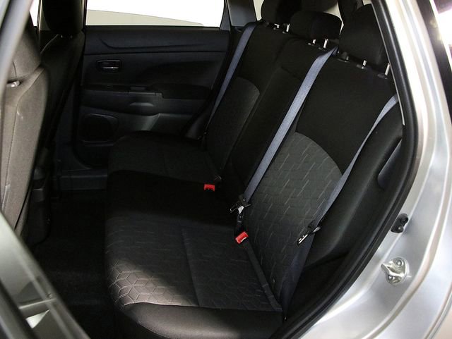 Used 2023 Mitsubishi Outlander Sport LE AWD/4WD image 13