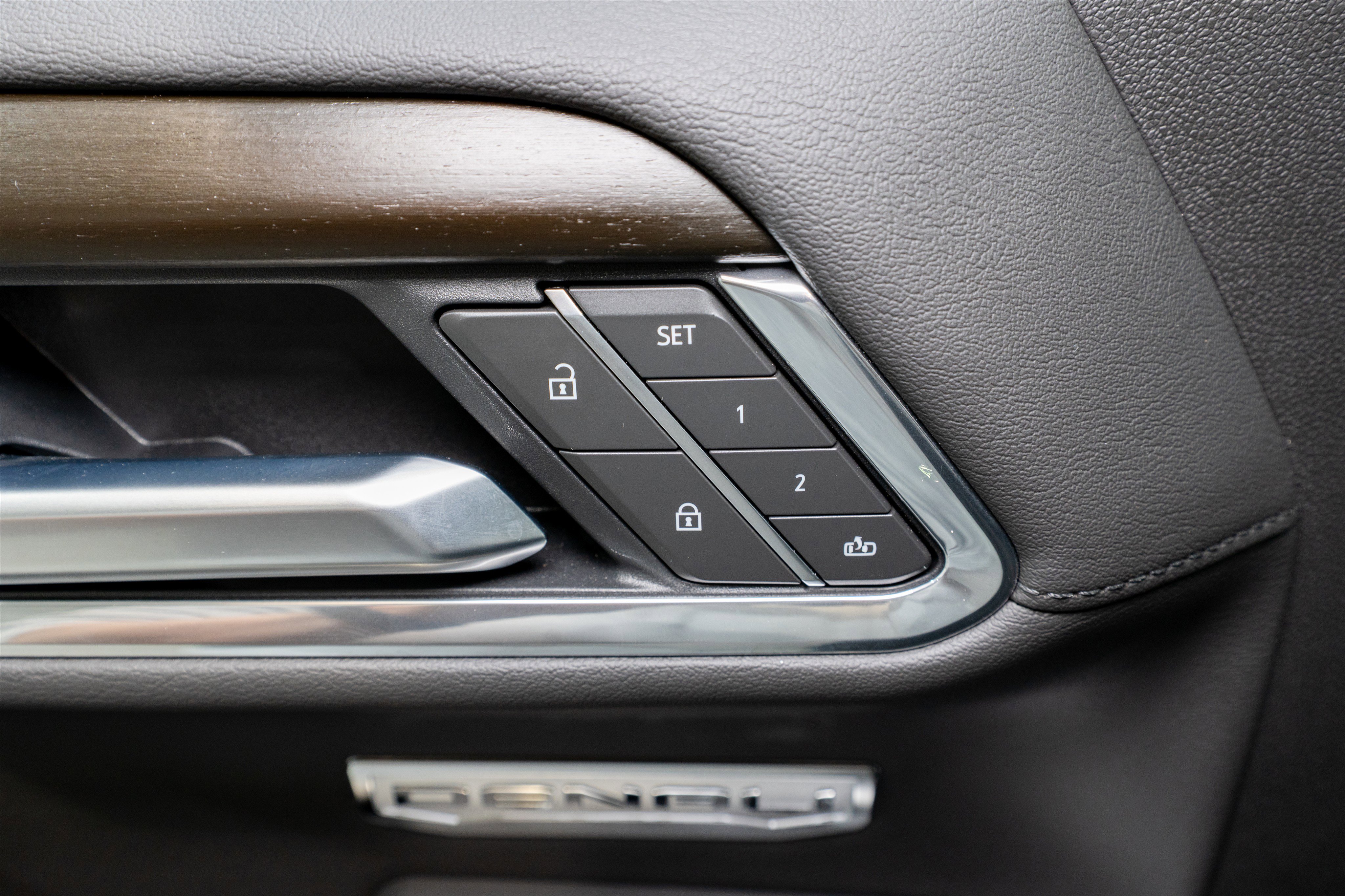 Used 2025 GMC Sierra 1500 Denali w/ Technology Package image 17