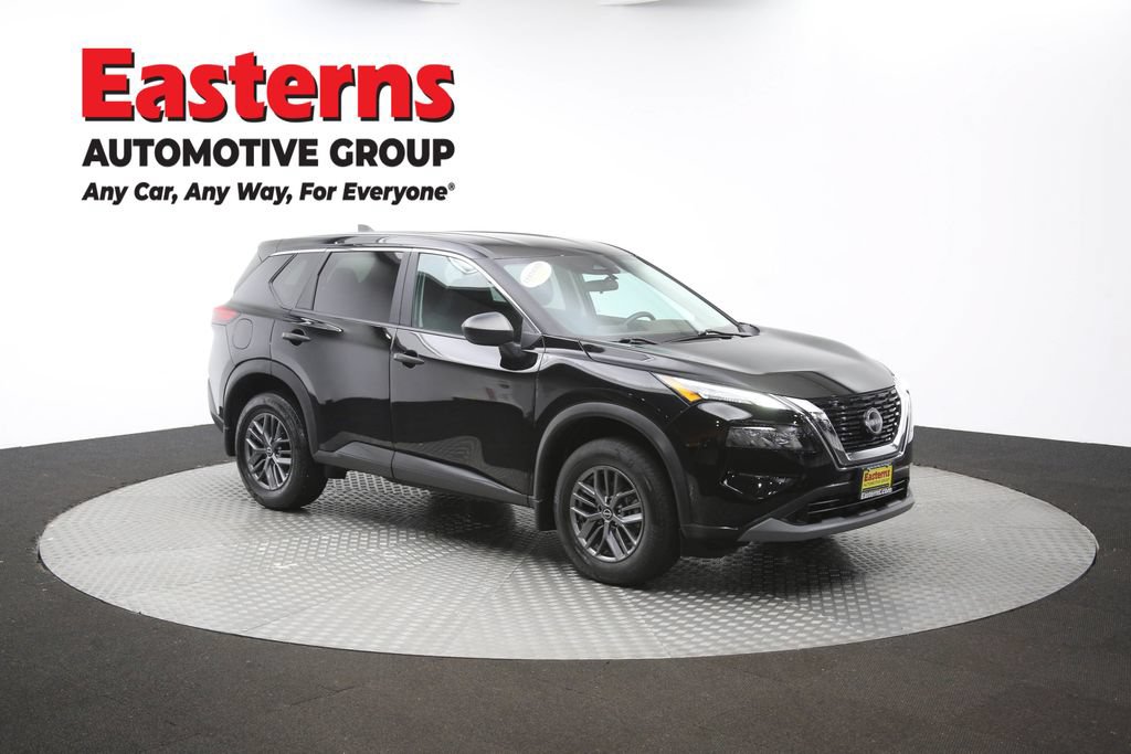 Used 2023 Nissan Rogue S AWD/4WD image 48
