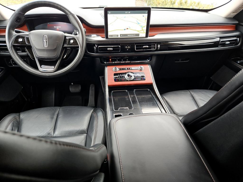 Used 2024 Lincoln Aviator Reserve image 12