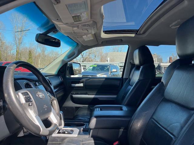 Used 2014 Toyota Tundra Limited w/ Limited Premium Package AWD/4WD image 6