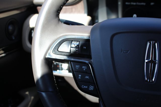 Certified 2023 Lincoln Nautilus Reserve w/ Equipment Group 201A image 20