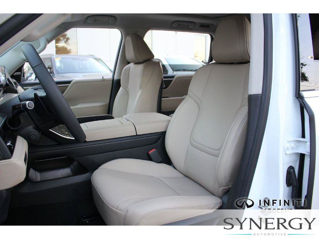 New 2026 INFINITI QX80 Pure AWD/4WD image 13