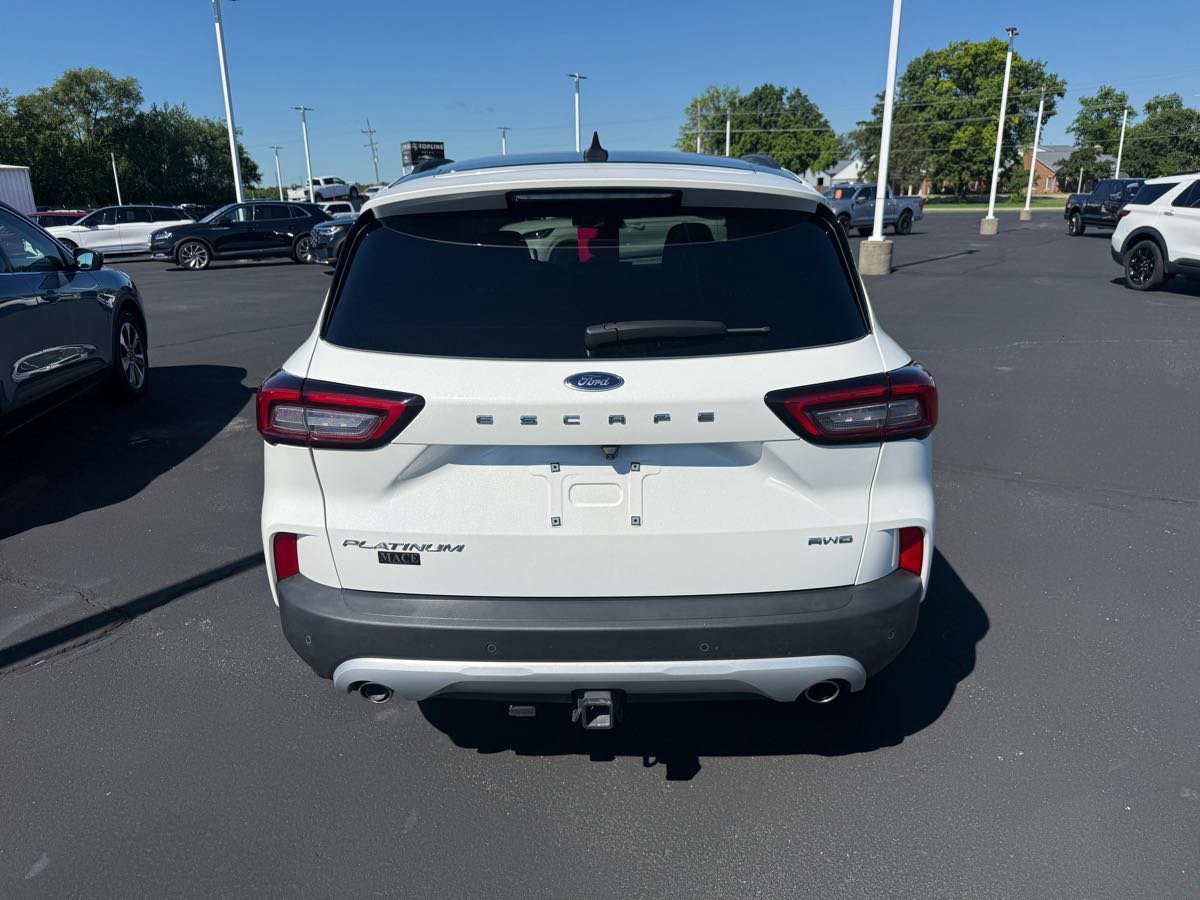 Used 2023 Ford Escape Platinum w/ Premium Technology Package AWD/4WD image 5