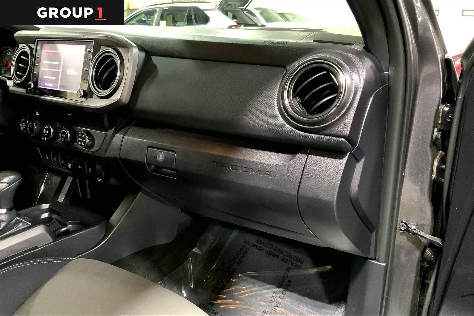 Certified 2020 Toyota Tacoma TRD Sport w/ Technology Package image 19