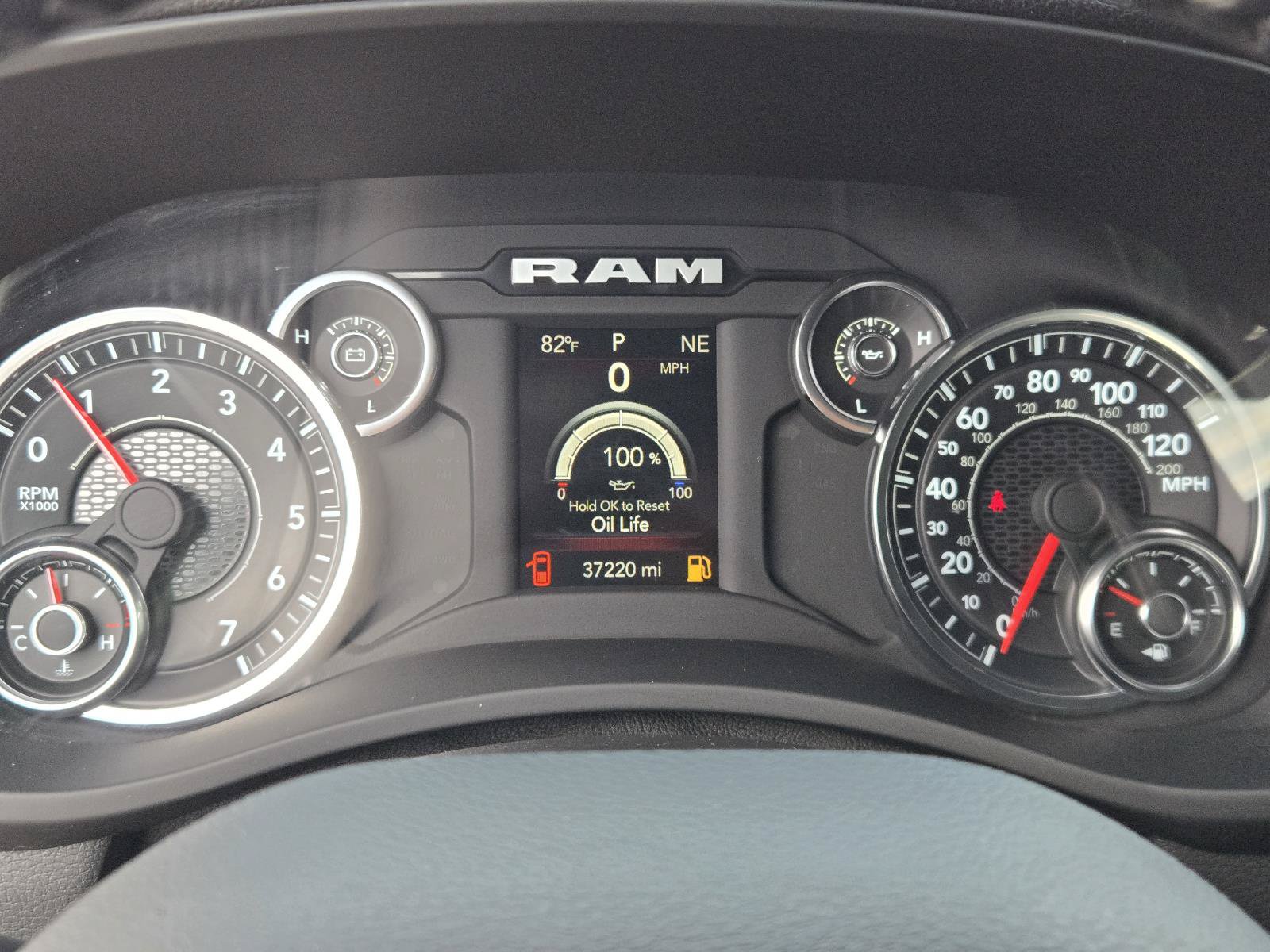 Used 2024 RAM 2500 Big Horn w/ Bed Utility Group AWD/4WD image 15