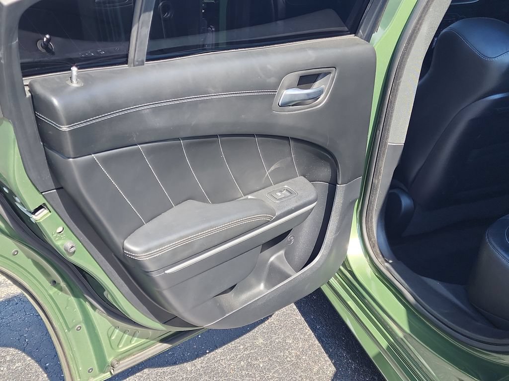 Used 2020 Dodge Charger Scat Pack RWD image 38