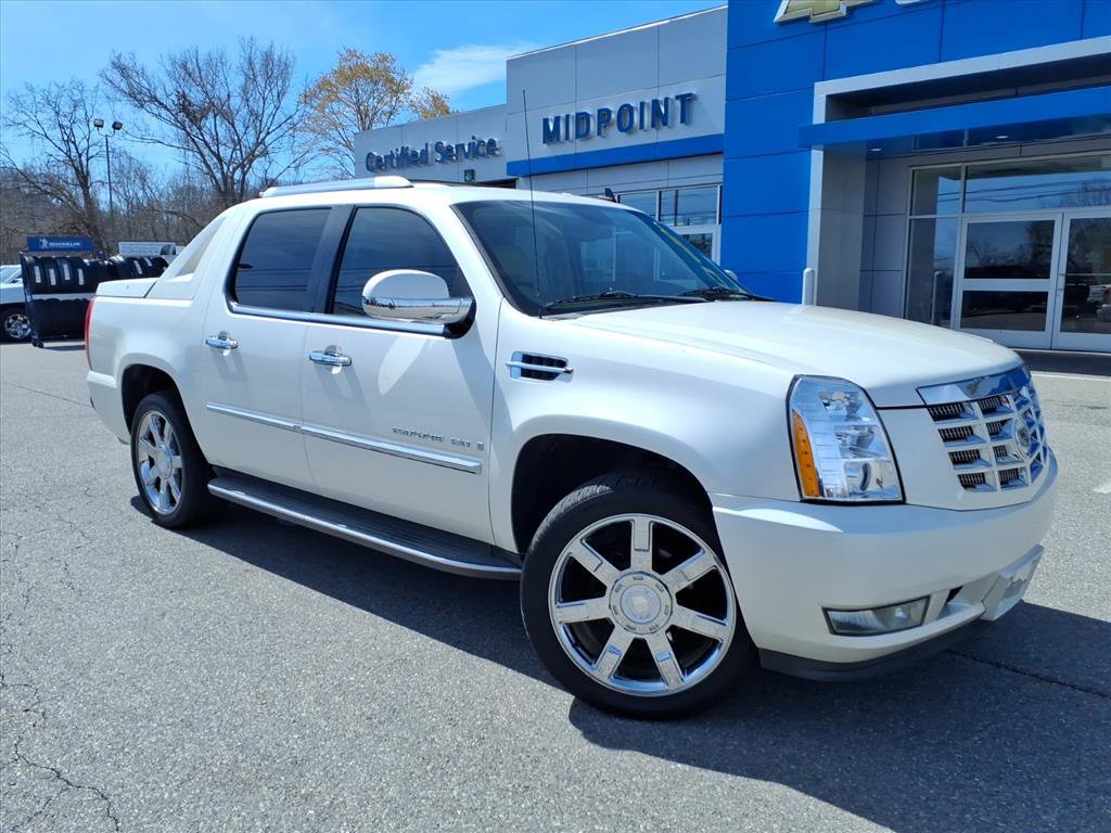 Used 2008 Cadillac Escalade EXT image 2