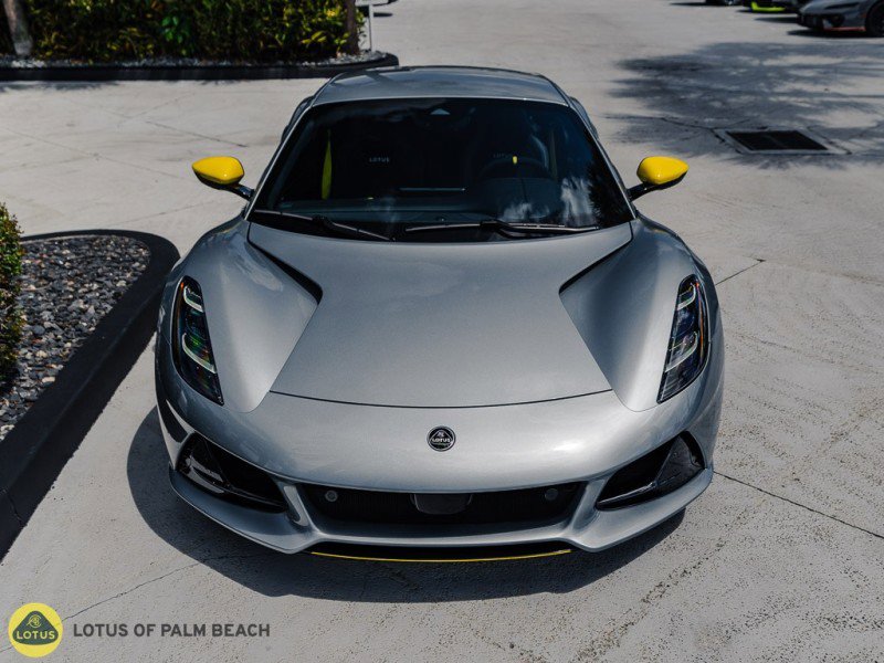 Used 2026 Lotus Emira SE RWD image 5