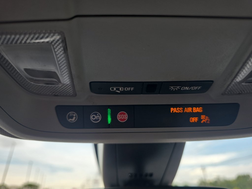 Used 2021 Chevrolet Blazer LT w/ Midnight/Sport Edition FWD image 24