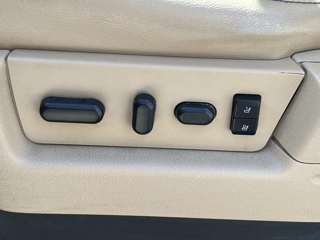 Used 2013 Ford F150 Lariat w/ Luxury Equipment Group image 25