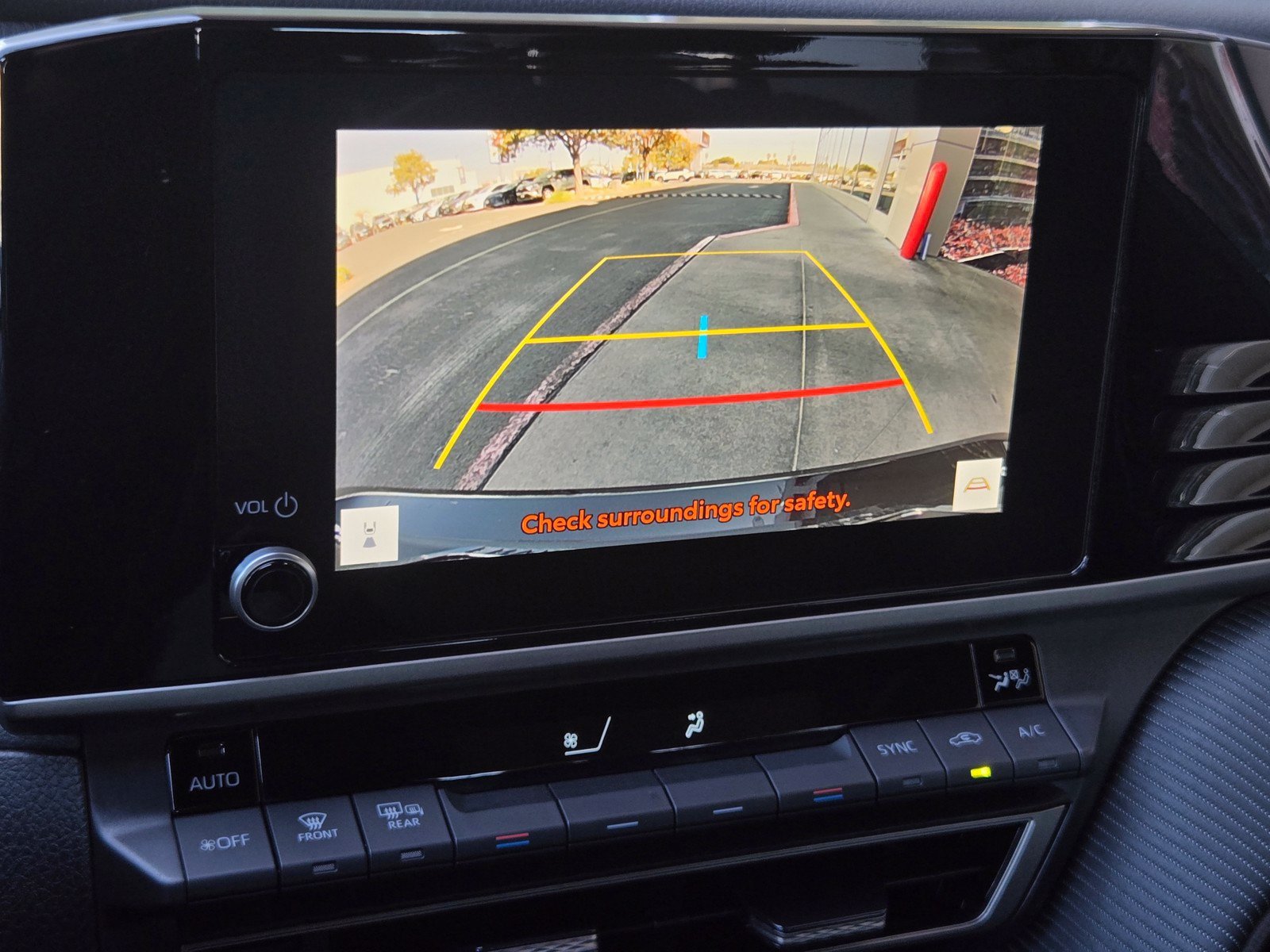 Certified 2025 Toyota Camry SE FWD image 14