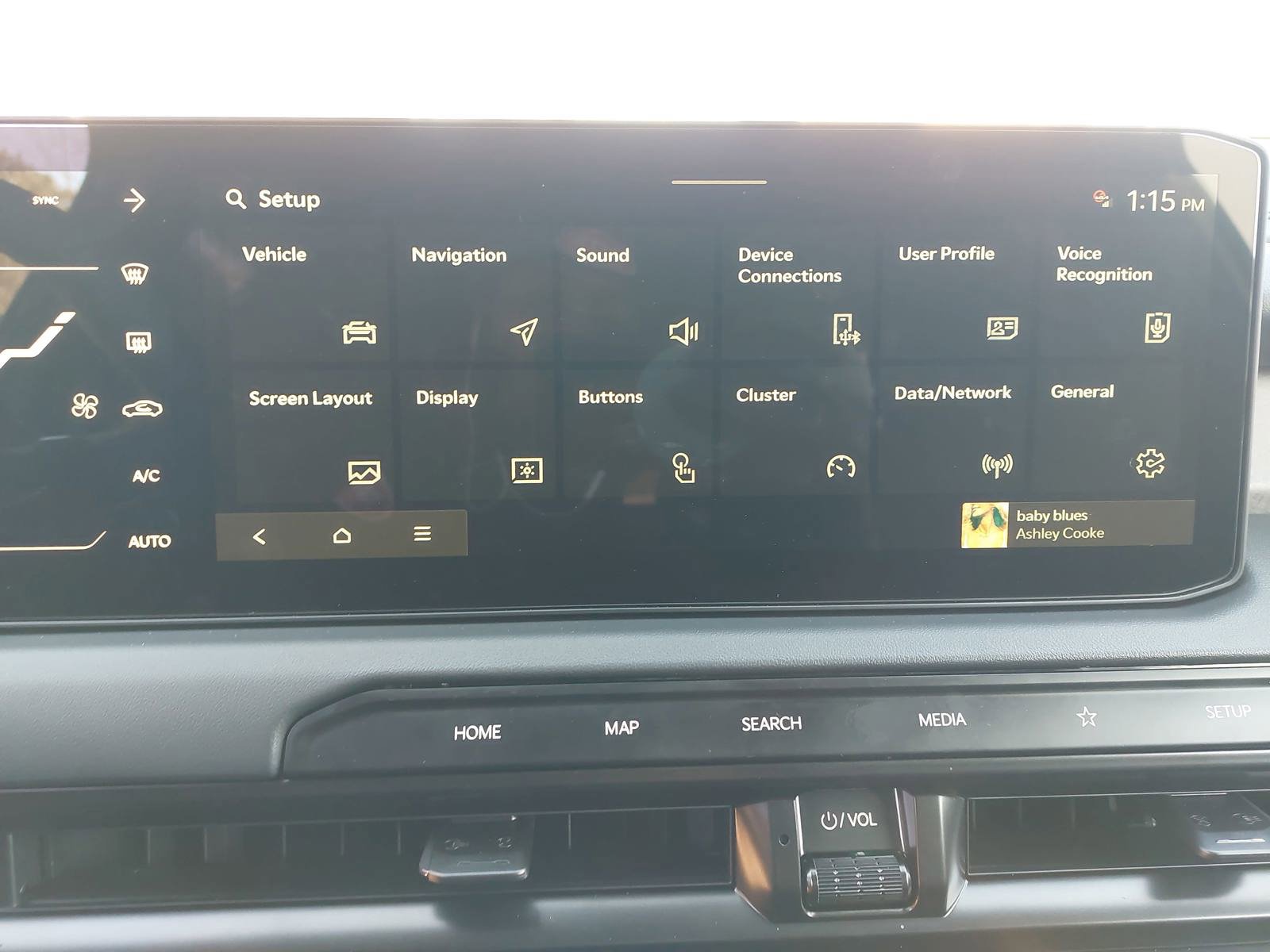 New 2027 Kia Telluride EX X-Line w/ Towing Package image 24
