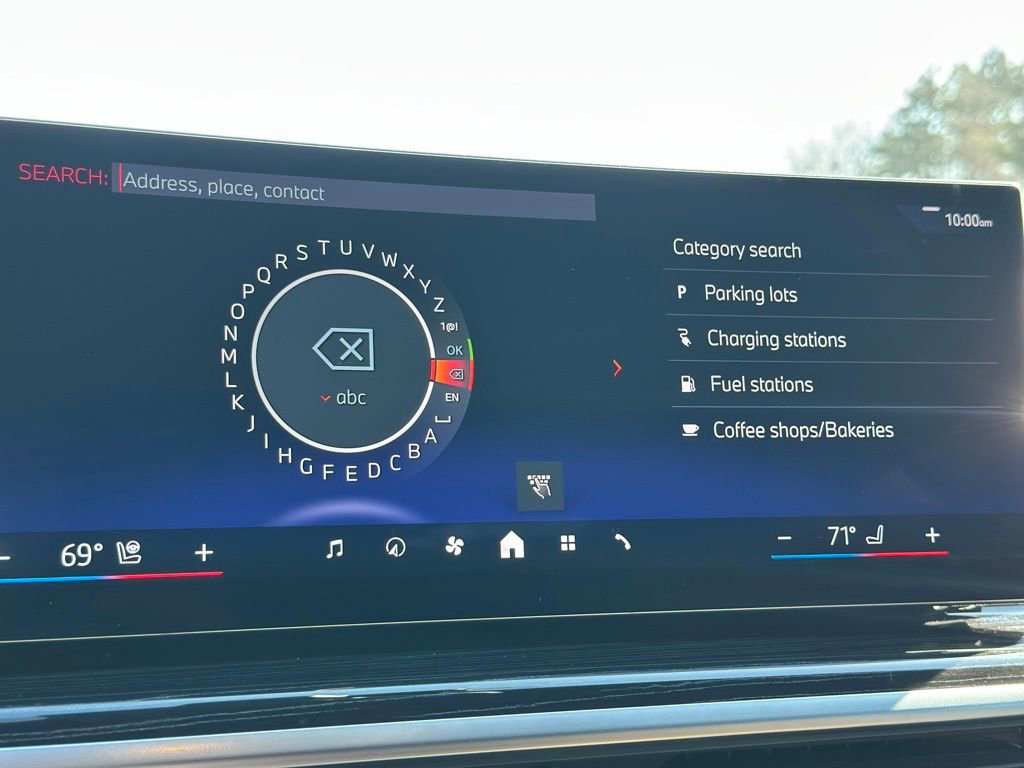 Used 2025 BMW X7 xDrive40i w/ M Sport Package image 39