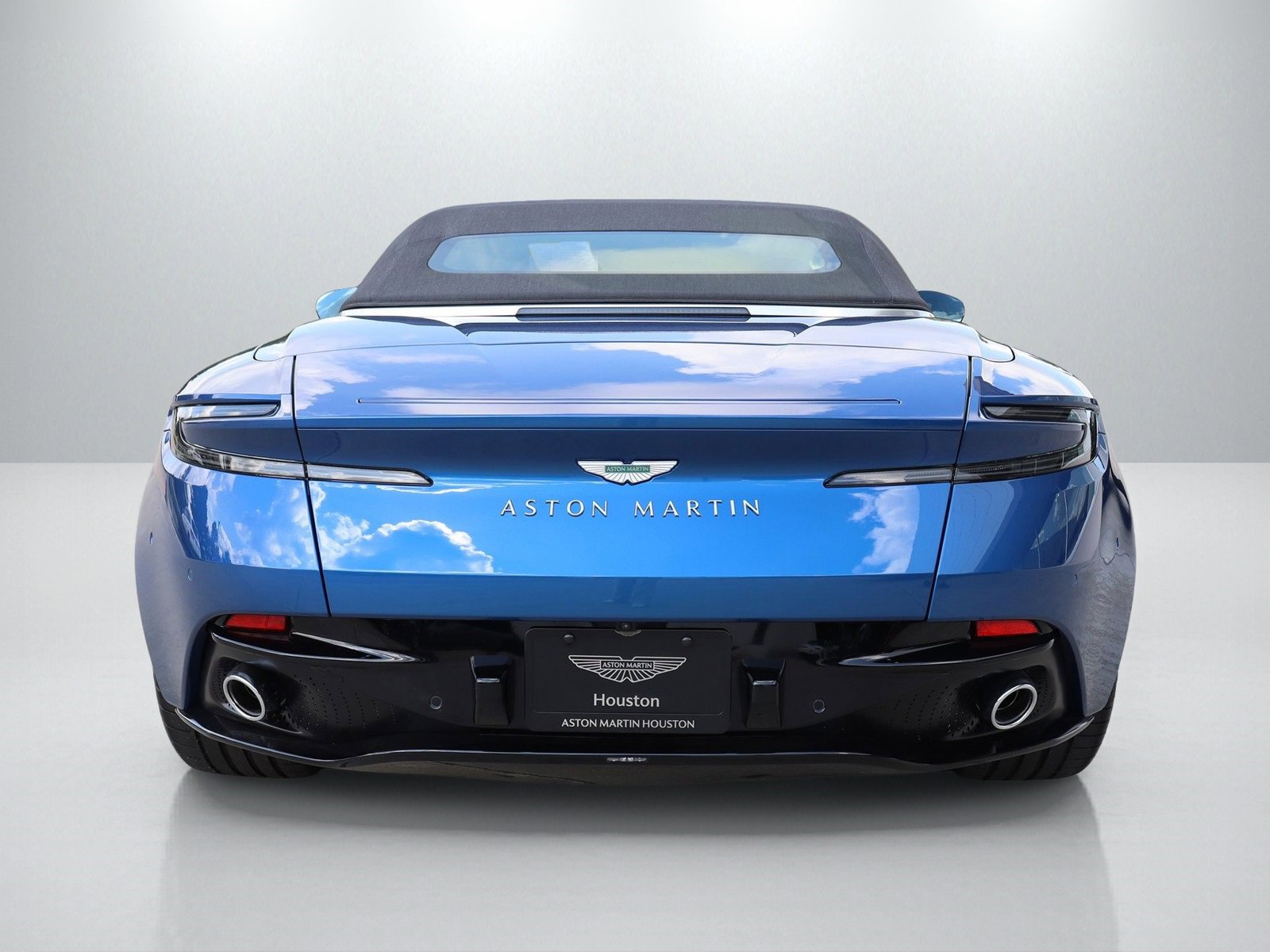 New 2025 Aston Martin DB12 Convertible image 3