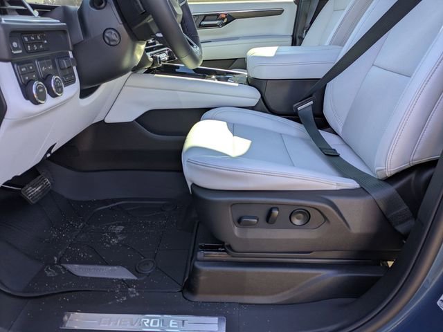 New 2026 Chevrolet Tahoe Premier w/ Sun And Tow Package AWD/4WD image 11