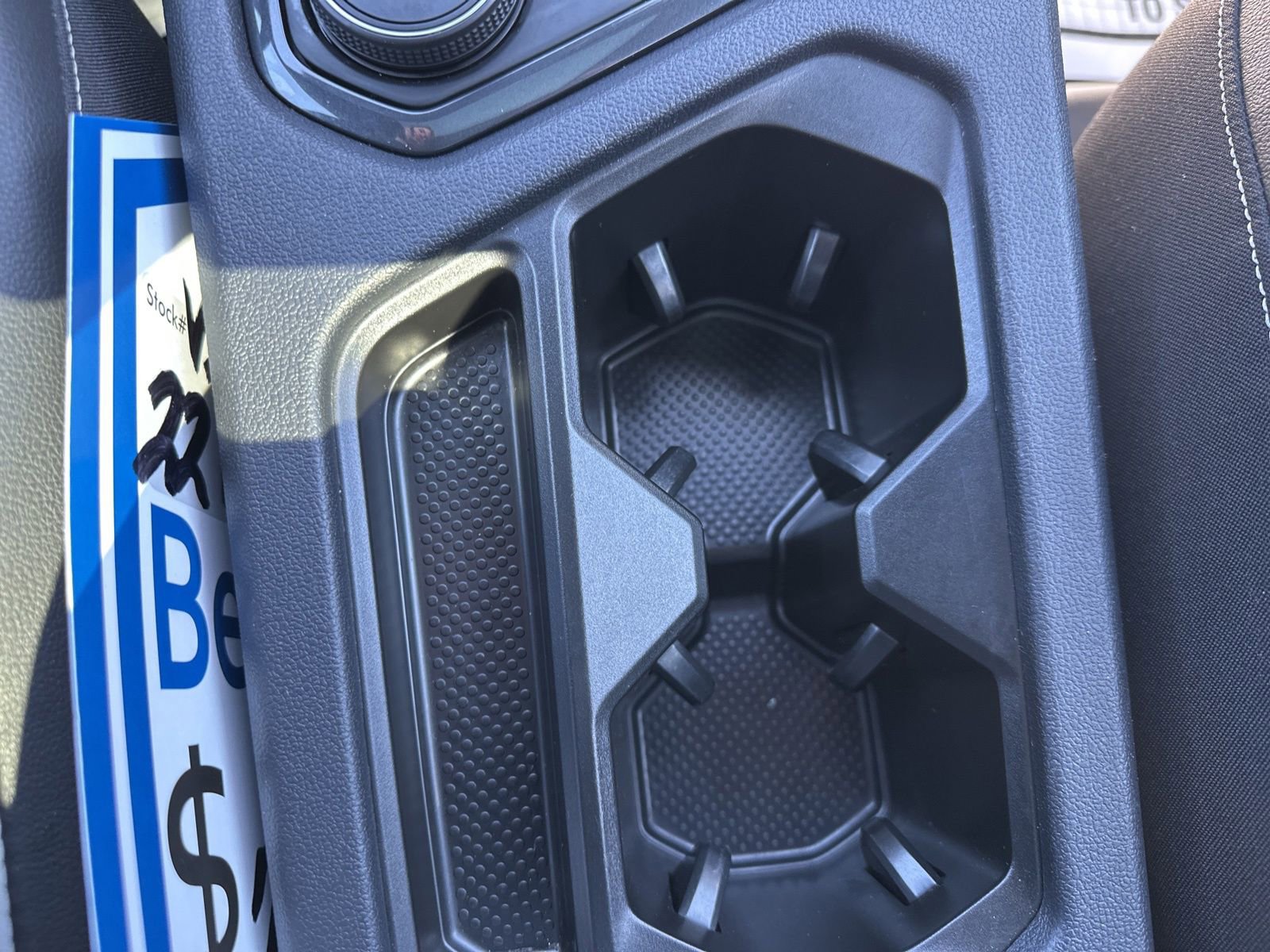 Certified 2022 Volkswagen Tiguan SEL R-Line image 71