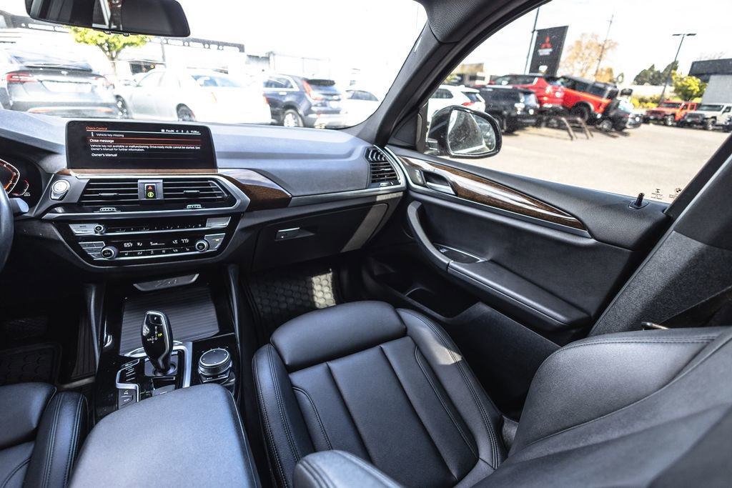 Used 2021 BMW X4 xDrive30i AWD/4WD image 24
