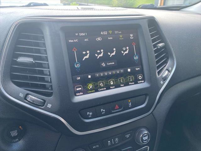Certified 2023 Jeep Cherokee Altitude Lux AWD/4WD image 28