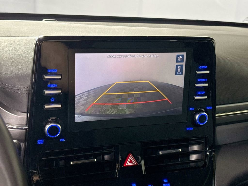 Used 2021 Hyundai Ioniq SE FWD image 16