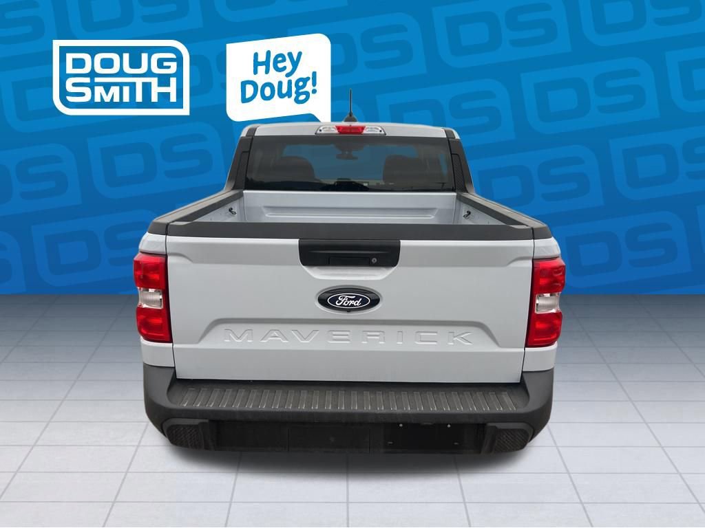 Used 2025 Ford Maverick XL w/ Equipment Group 102A image 4