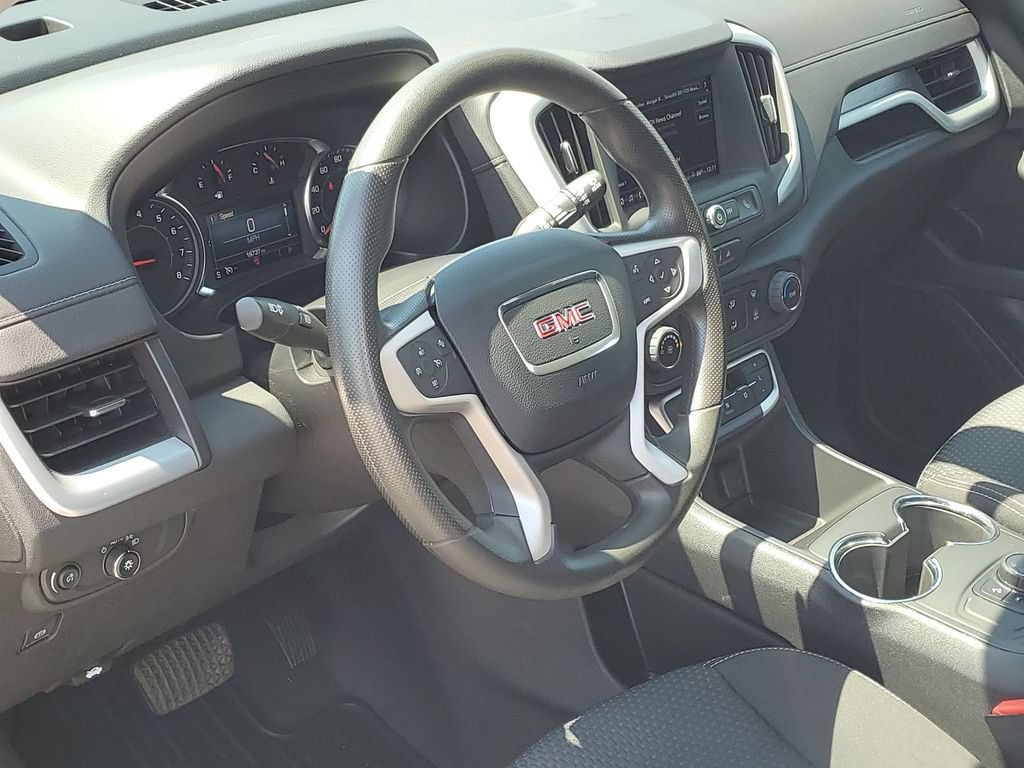 Used 2023 GMC Terrain SLE FWD image 10