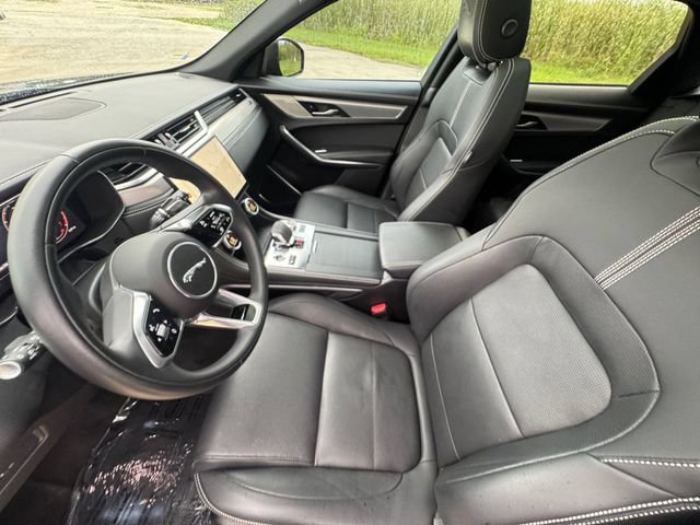 Used 2024 Jaguar F-PACE R-Dynamic S AWD/4WD image 29