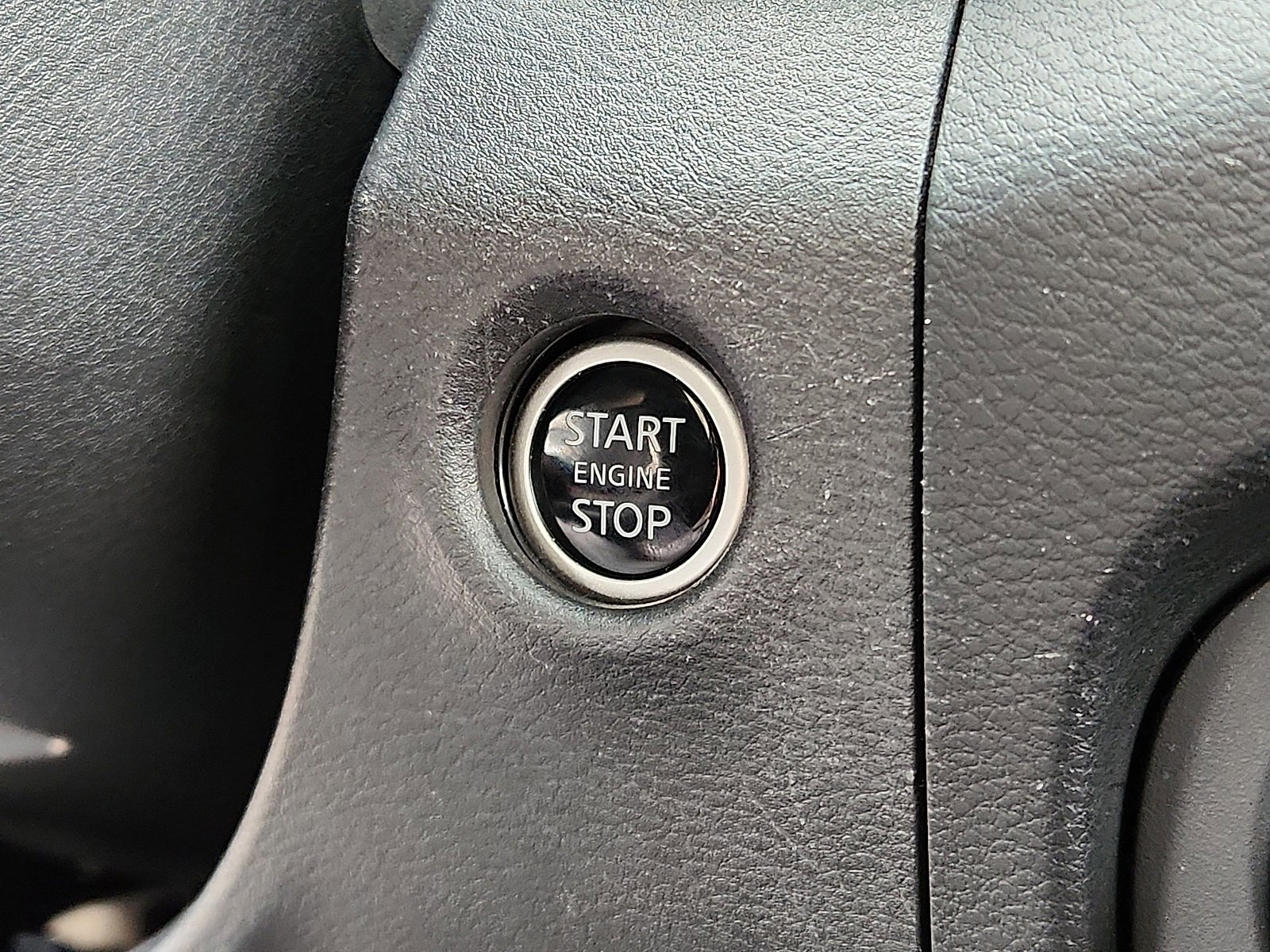 Used 2023 Nissan Frontier PRO-4X w/ Technology Package image 20