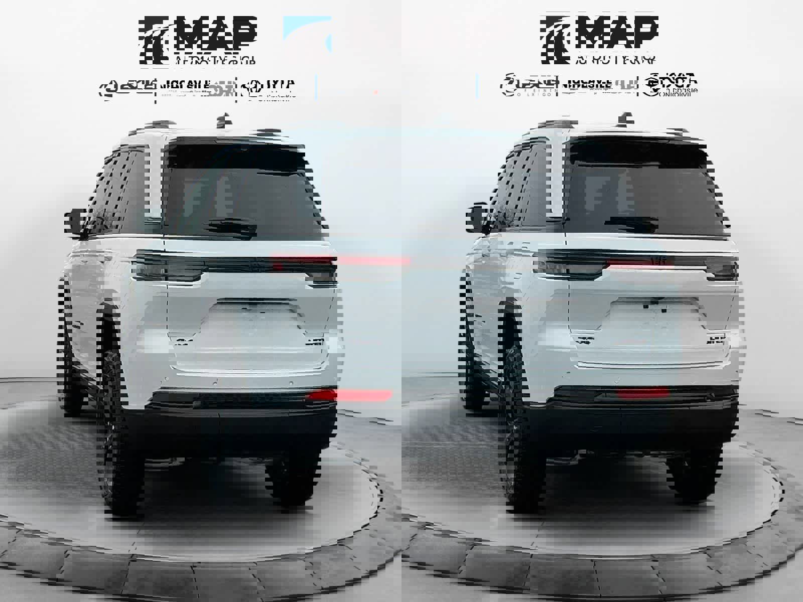 New 2025 Jeep Grand Cherokee Limited w/ Luxury Tech Group II image 4