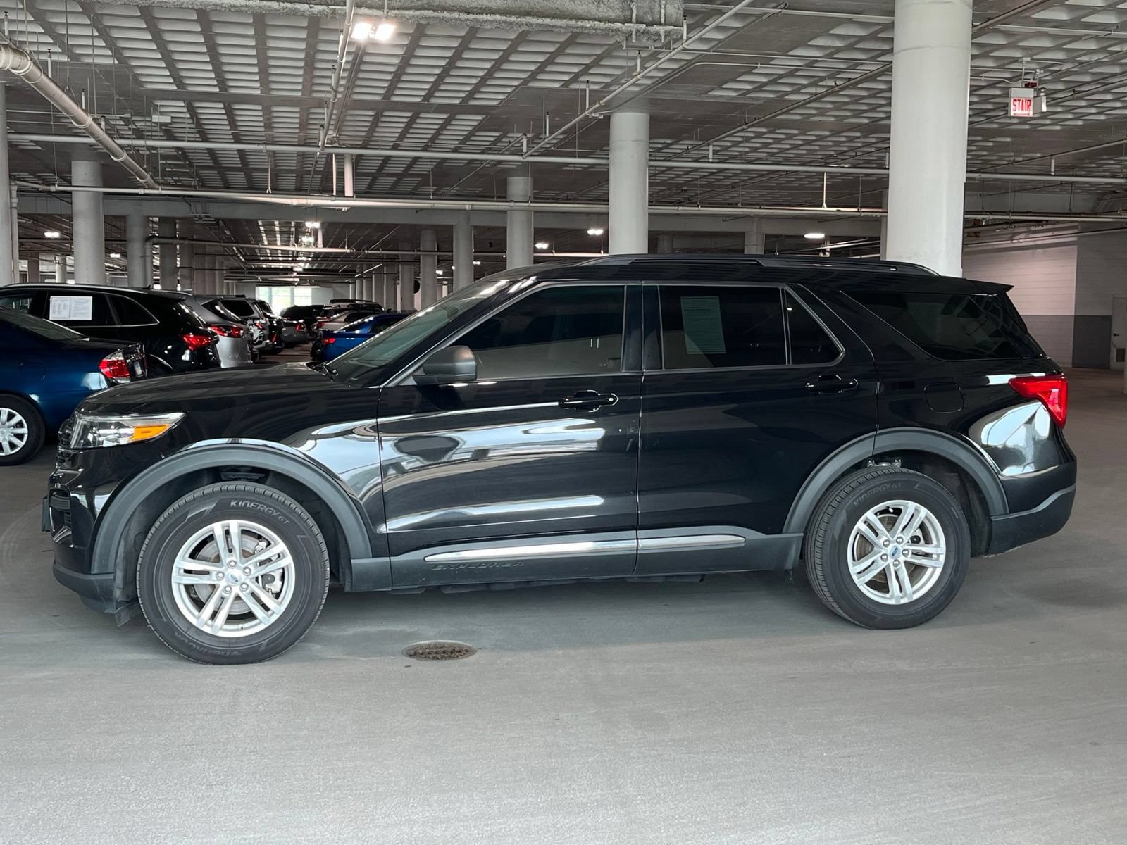 Used 2021 Ford Explorer XLT AWD/4WD image 7