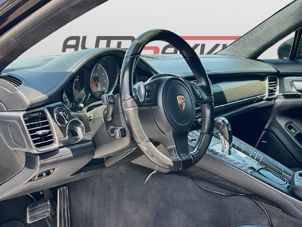 Used 2015 Porsche Panamera GTS AWD/4WD image 9