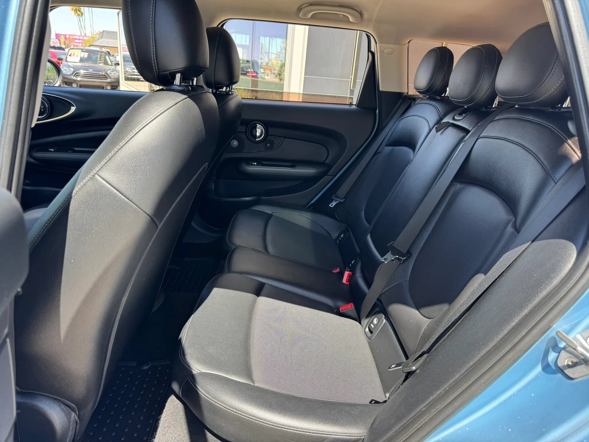 Used 2017 MINI Cooper Clubman FWD image 27
