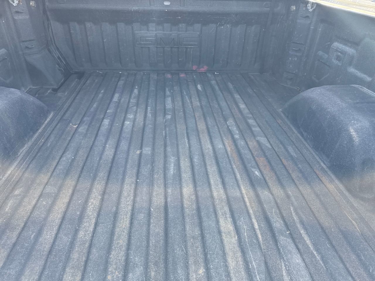 Used 2020 GMC Sierra 1500 4x4 Crew Cab w/ Sierra Value Package image 11