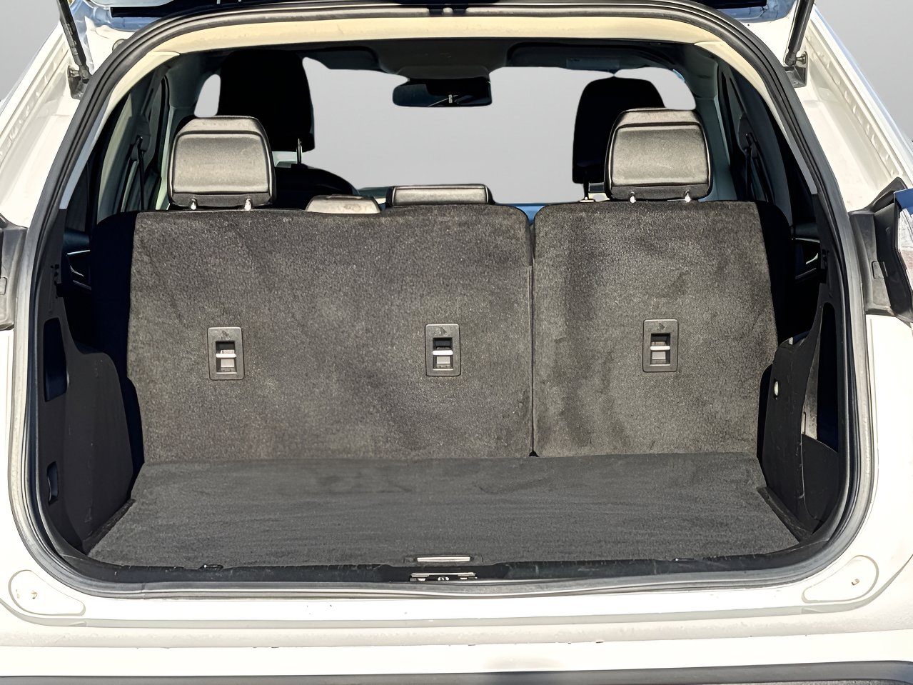 Certified 2023 Ford Edge SEL image 8