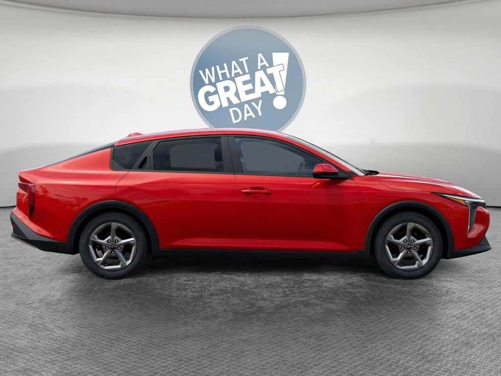 New 2026 Kia K4 LXS image 7