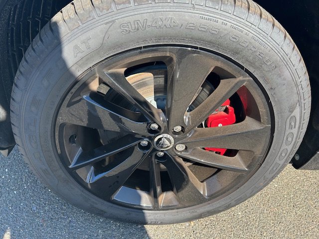 New 2025 Jaguar F-PACE R-Dynamic S image 11