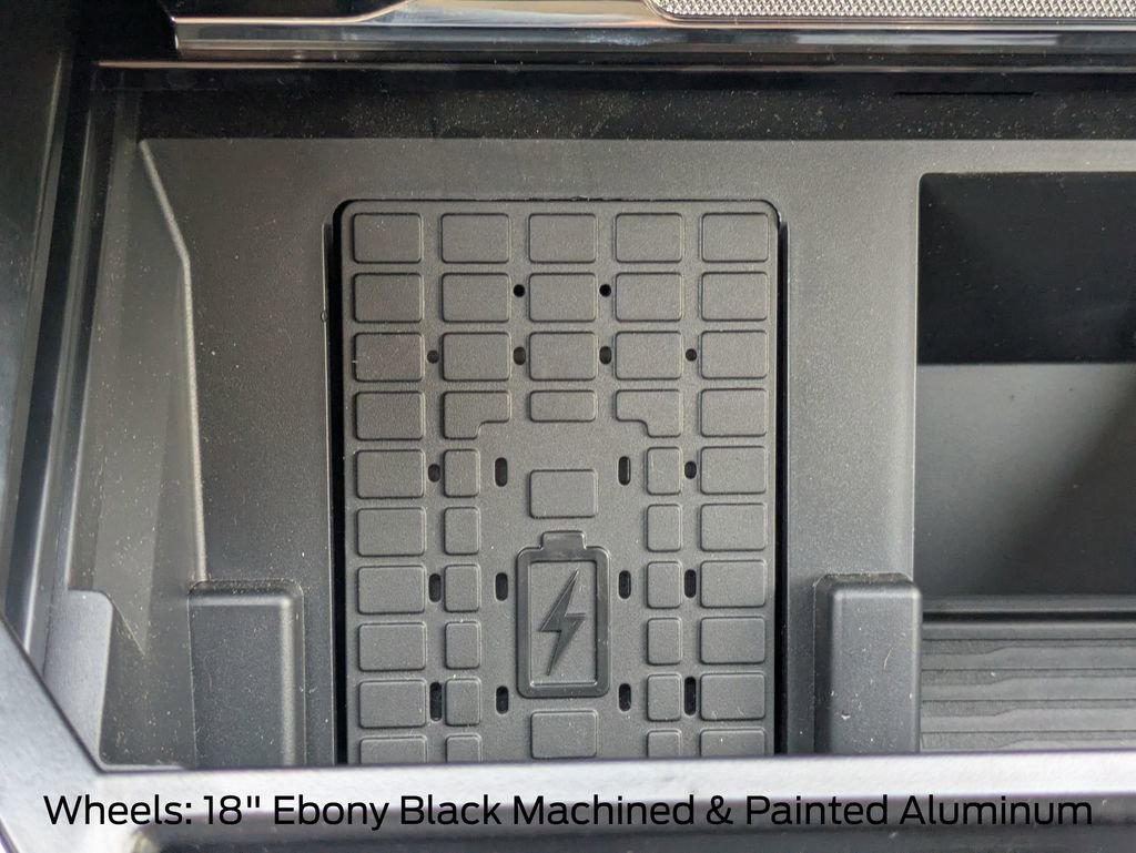 New 2025 Ford F250 Lariat w/ Lariat Ultimate Package image 33