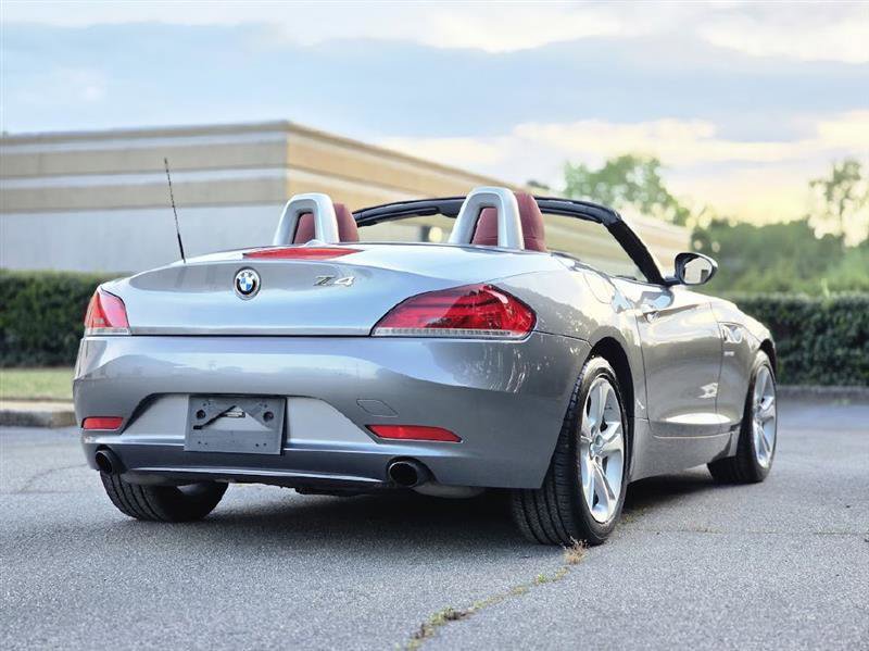 Used 2012 BMW Z4 sDrive35i image 11