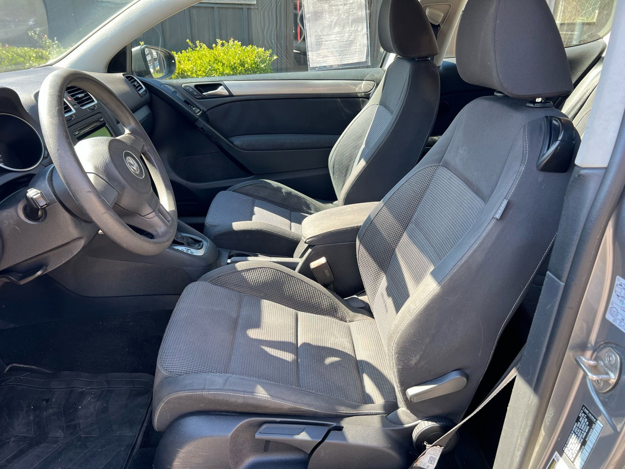 Used 2013 Volkswagen Golf 2-Door image 10