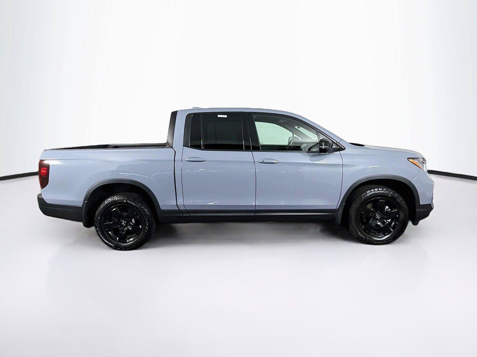 Used 2026 Honda Ridgeline Black Edition image 12