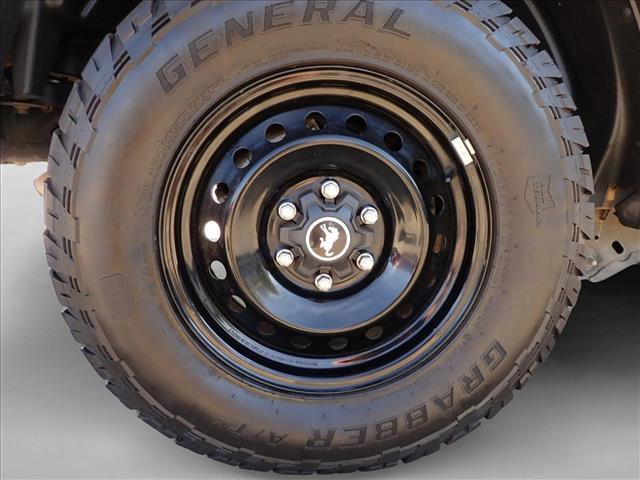 Used 2022 Ford Bronco Black Diamond image 7