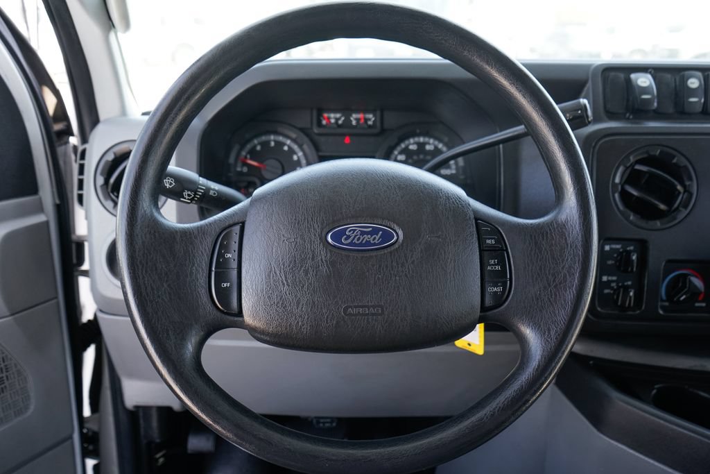 Used 2013 Ford E-450 and Econoline 450 Super Duty w/ Shuttle Bus Prep Pkg RWD image 21