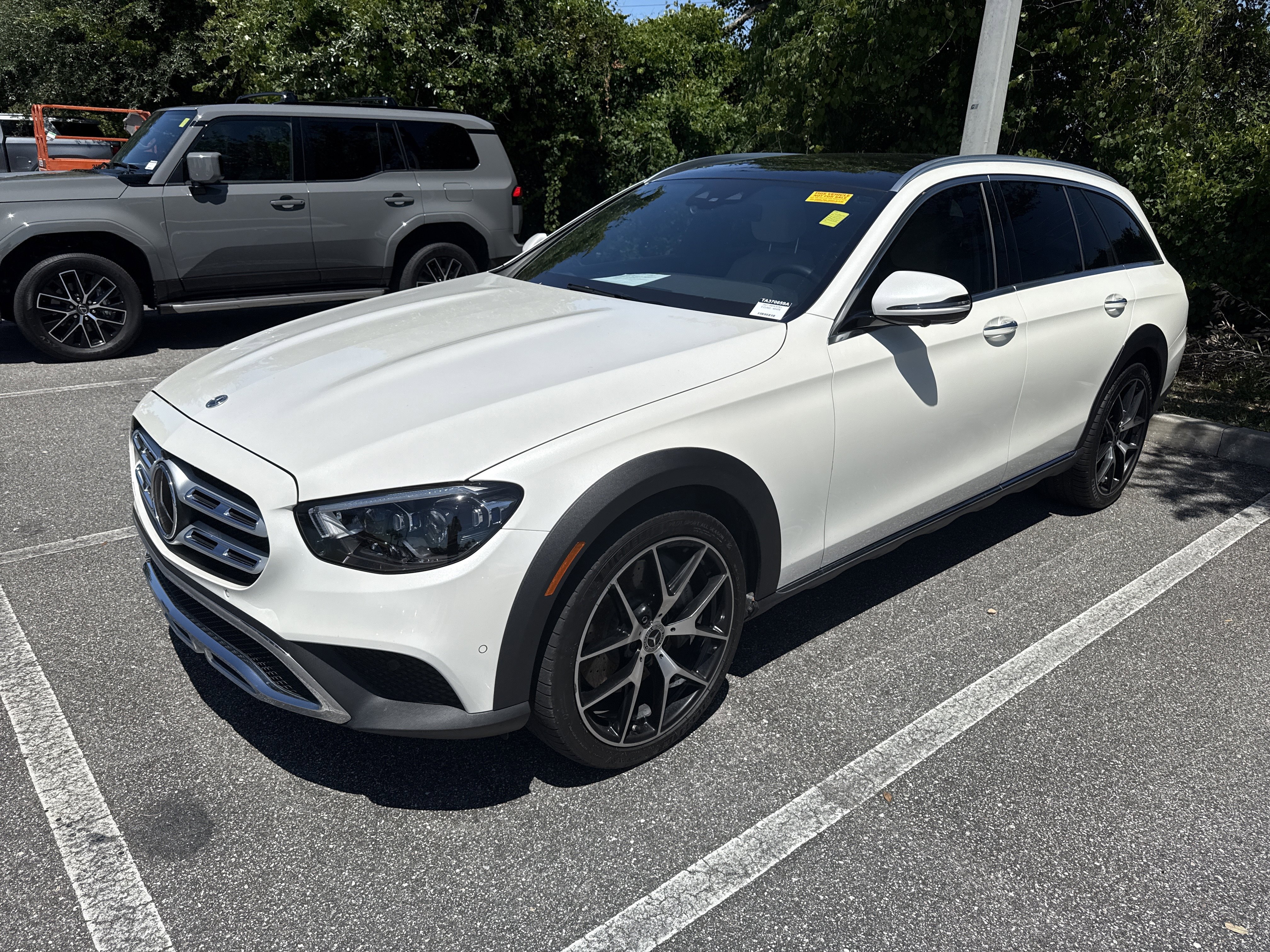 Used 2021 Mercedes-Benz E 450 4MATIC All-Terrain Wagon image 2
