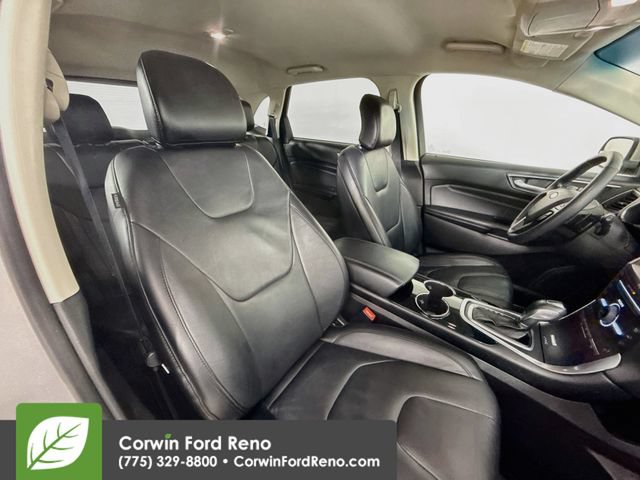 Used 2016 Ford Edge Titanium AWD/4WD image 29