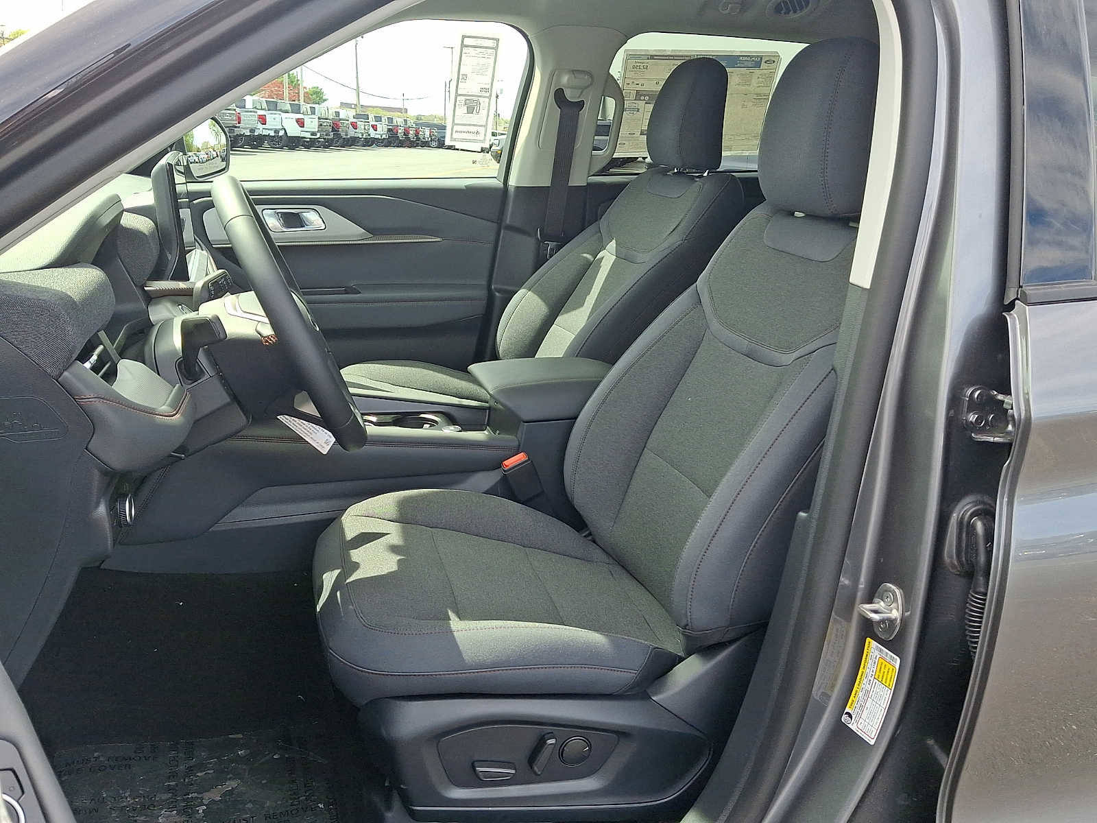 New 2026 Ford Explorer Active AWD/4WD image 12
